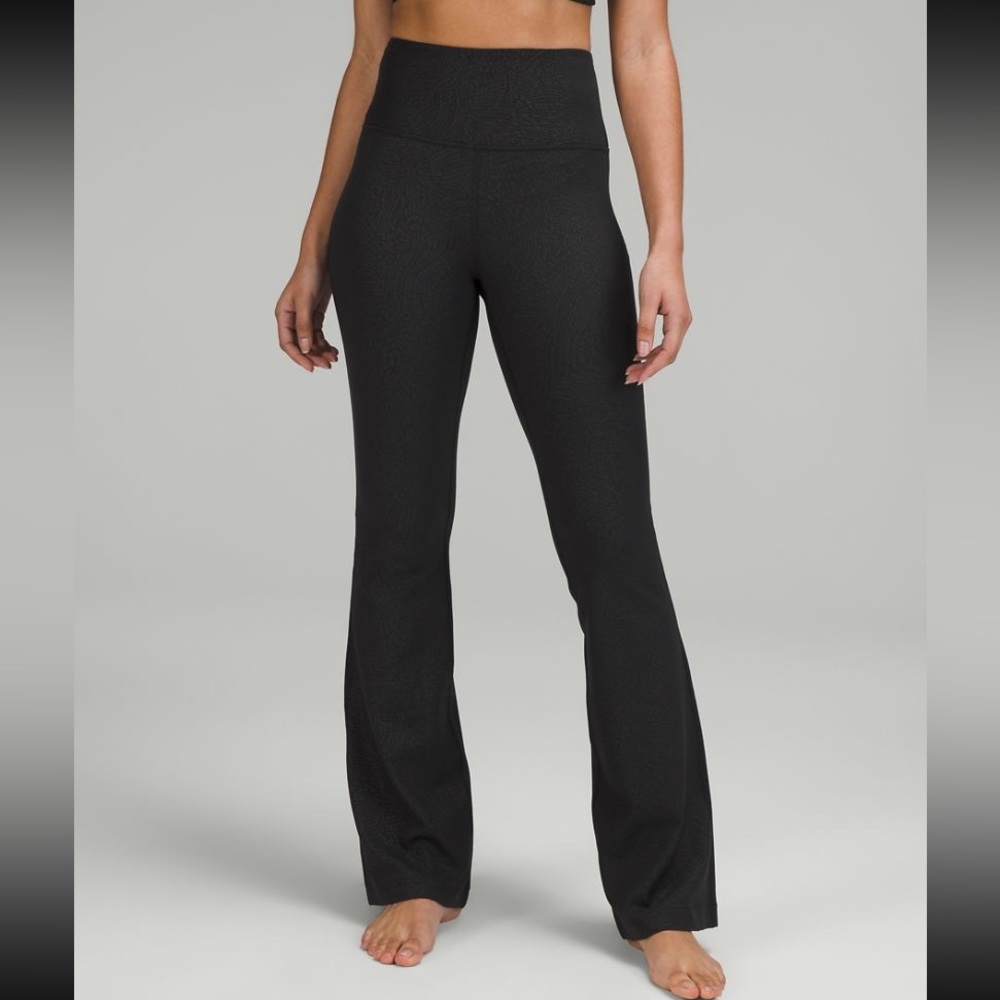 Lululemon 14 Groove Super-High-Rise Flare Pants - Picture 1 of 13